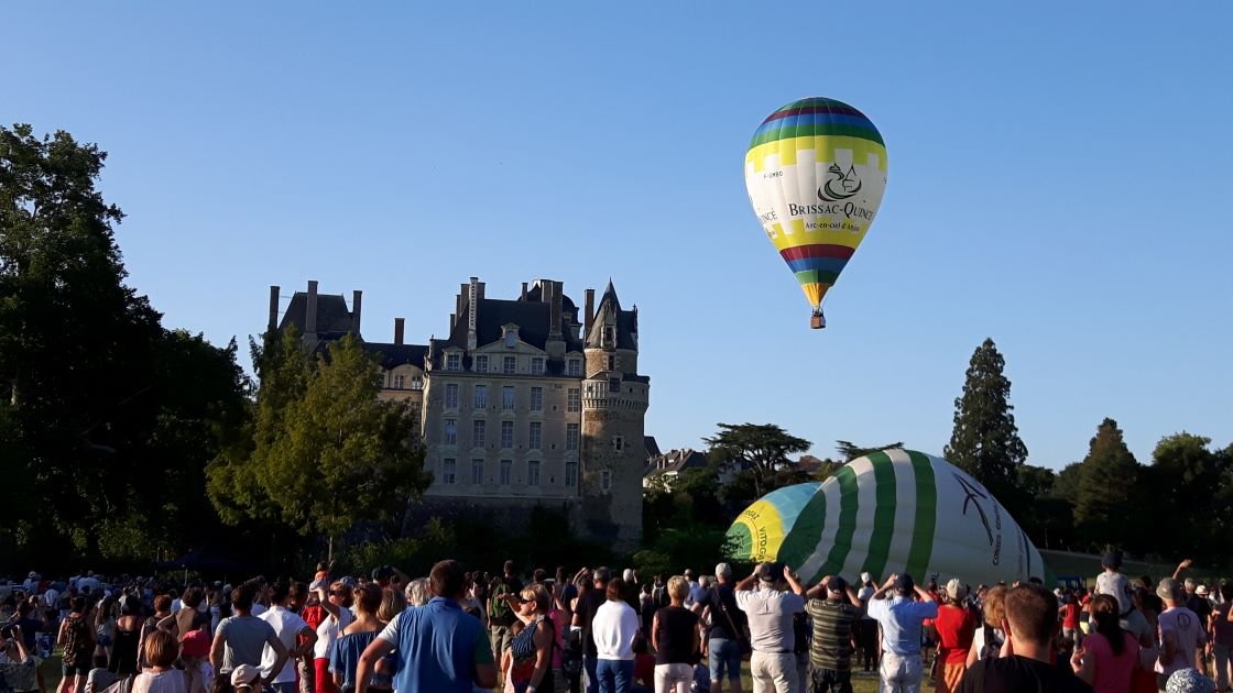 Brissac en balonvaart loire vakantiehuis